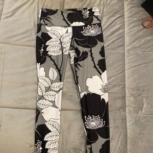 Floral yoga leggings